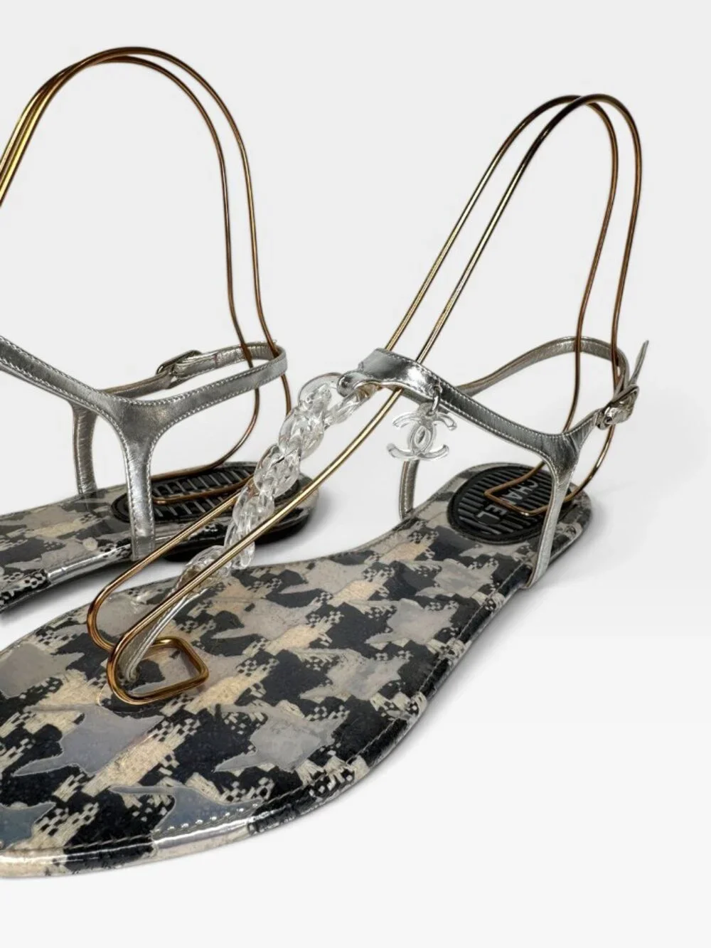 CHANEL EU 40 US 9 Silver Strappy Houndstooth Chain Ankle Strap Jelly Sandals